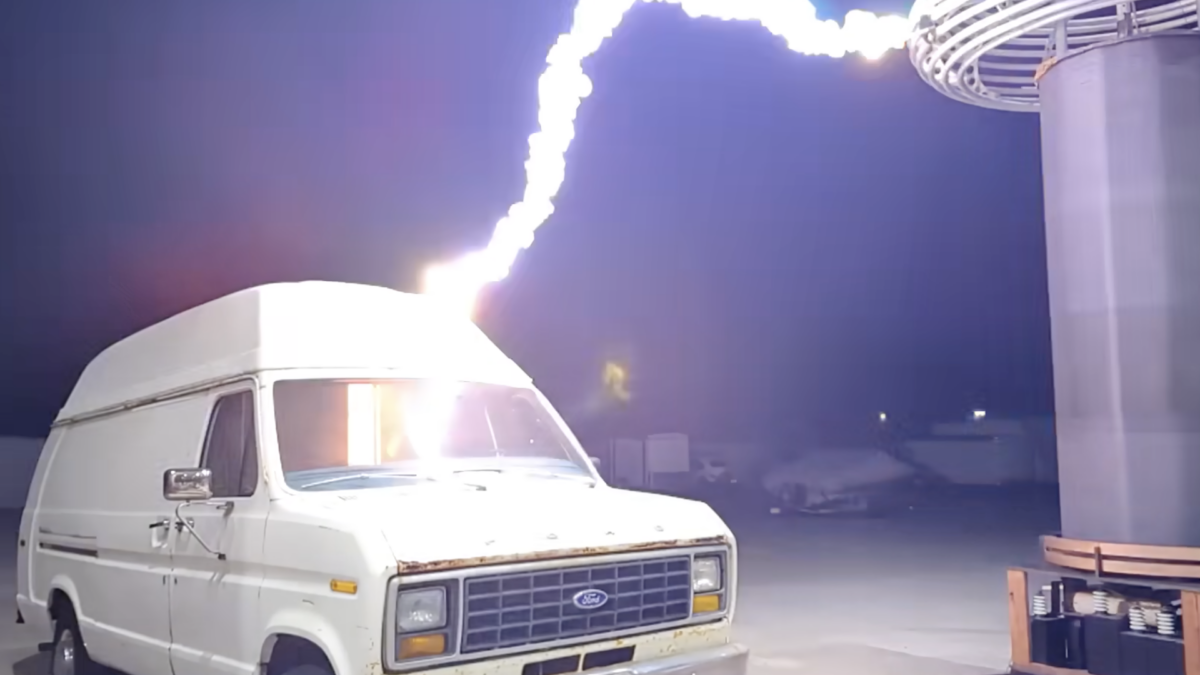 Kindly Uncle Drops the Fires of Hell with a Giant Boosted Tesla Coil